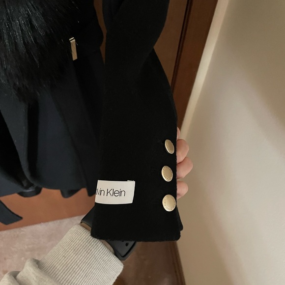 Calvin Klein Black Faux Fur Wool Blend Collared Coat Size 6 - Picture 2 of 3